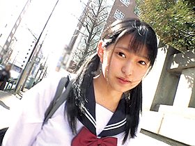 SNSでパパ活していた女の子を連れ回し悪友たちとSEXシェア！！ みつき　サンプル画像02